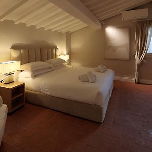 Chambre Standarde Lit Queen-Size